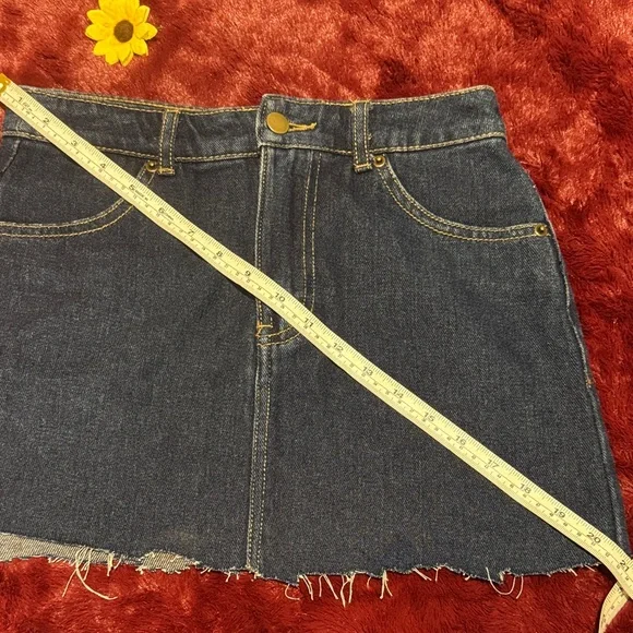 Forever 21 Dark Blue Frayed Hem Mini Skirt - Picture 6 of 8